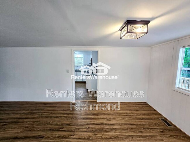 Foto del edificio - 2430 George's Rd