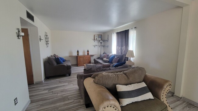 Foto del edificio - 2313 San Lorenzo Ave