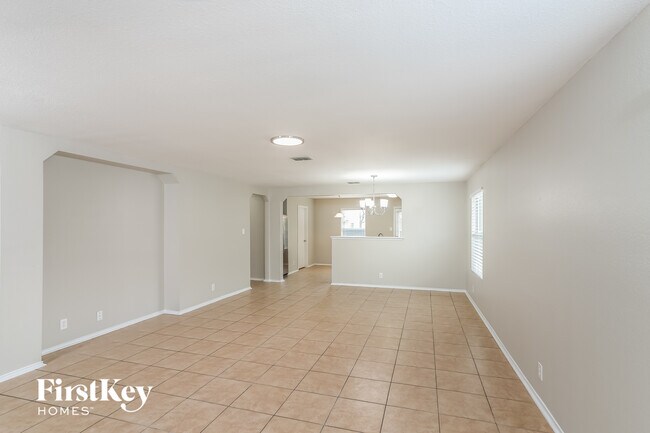 Building Photo - 172 Texas Mulberry