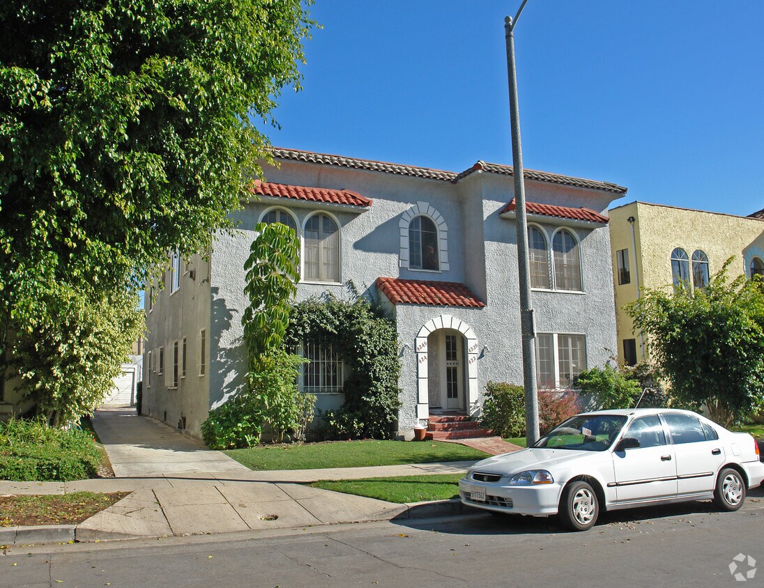 422 N Spaulding Ave, Los Angeles, CA 90036 Rentals in Los Angeles at