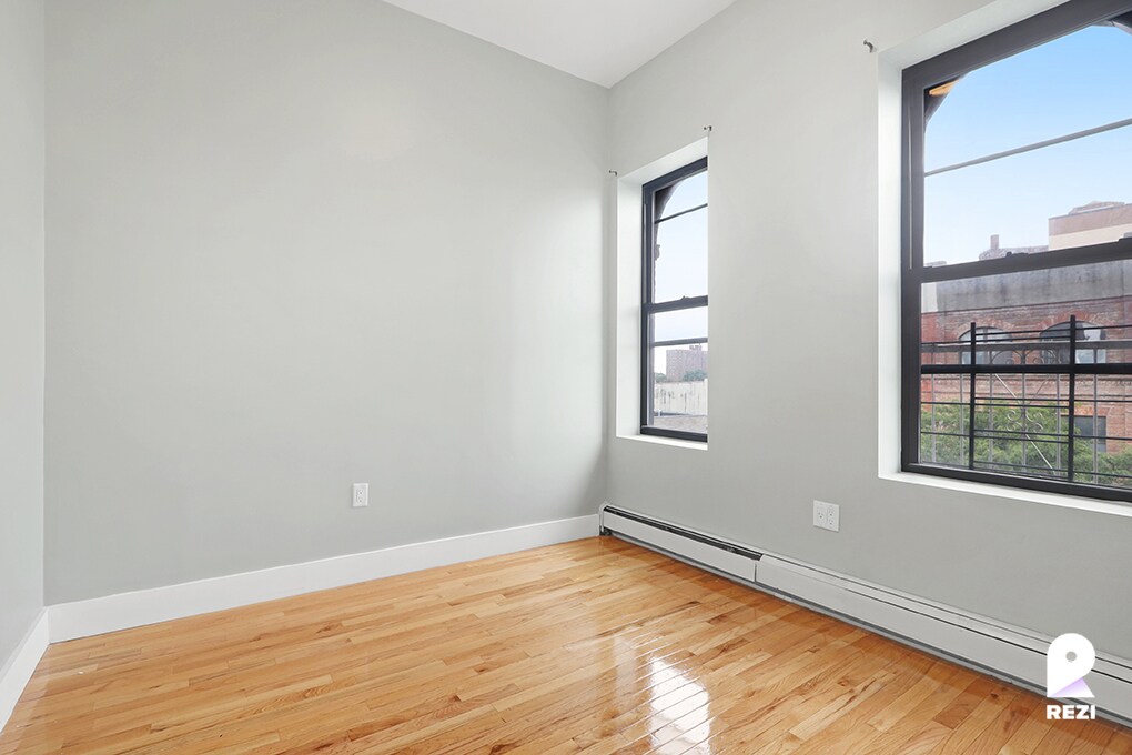 Primary Photo - 1731 Pitkin Ave