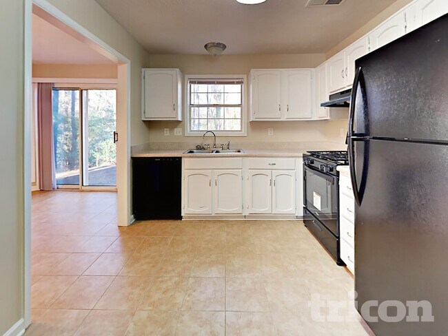 Building Photo - 2481 Dublin Ct