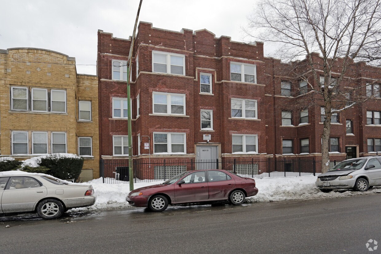 Primary Photo - 6633 S Ellis Ave