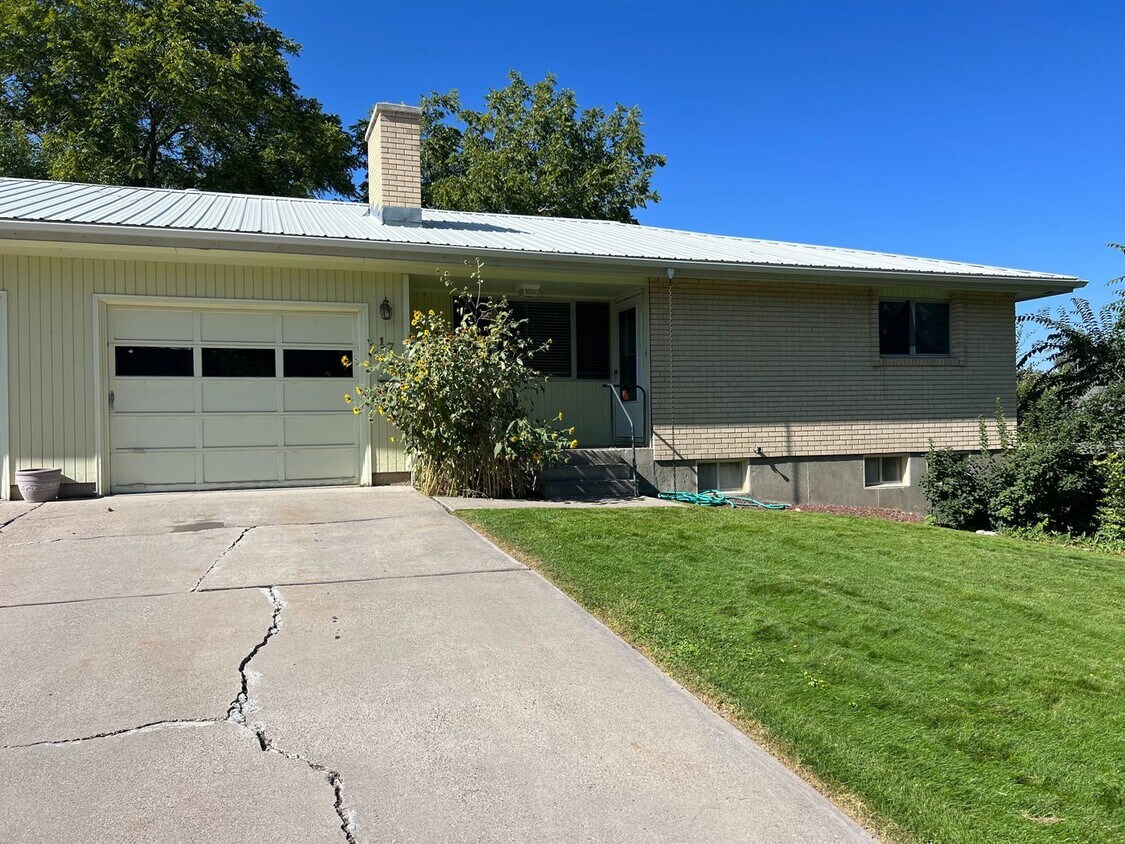 Rice St (17/19) Apartment for Rent in Pocatello, ID