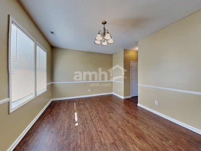 Building Photo - 207 Mayors Ln