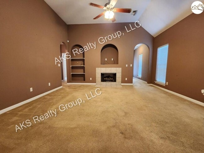 Building Photo - 181 Highview Cove