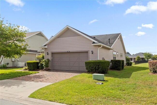 Building Photo - 5040 NW 35th Ln Rd