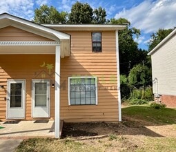Building Photo - 1603 Westchester Dr