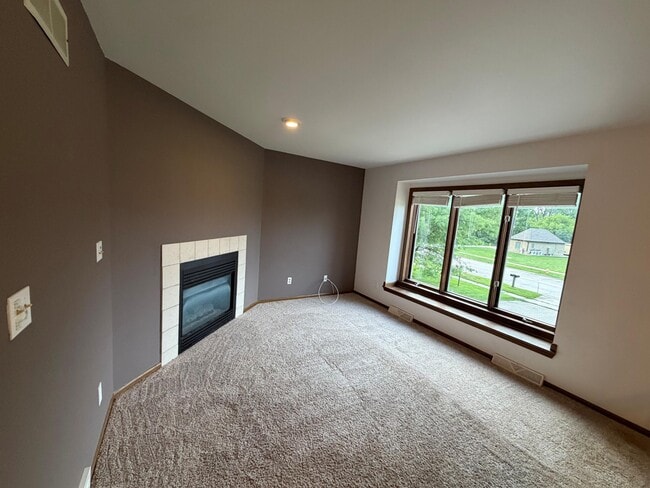 Building Photo - 2568 Pebble Valley Rd