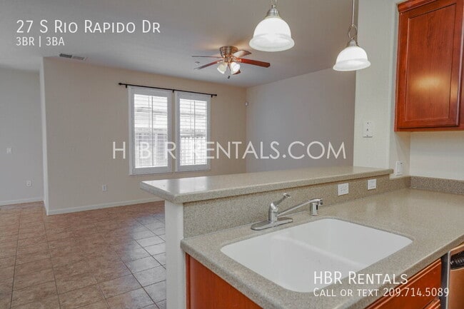 Building Photo - 27 S Rio Rapido Dr