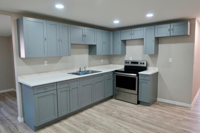Foto del edificio - 410 Suwanee Dr