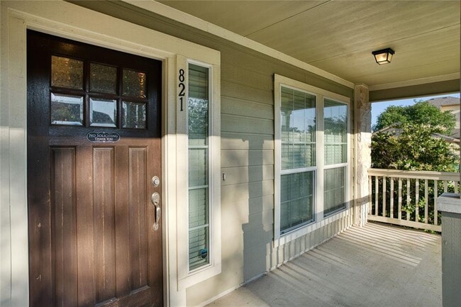 Building Photo - 821 Gabriel Mills Dr