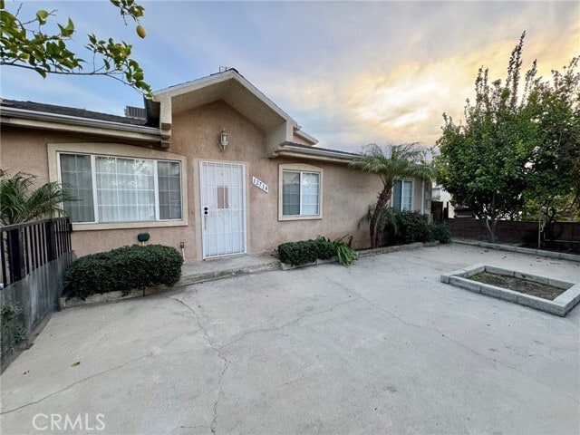 Foto del edificio - 12714 Vanowen St