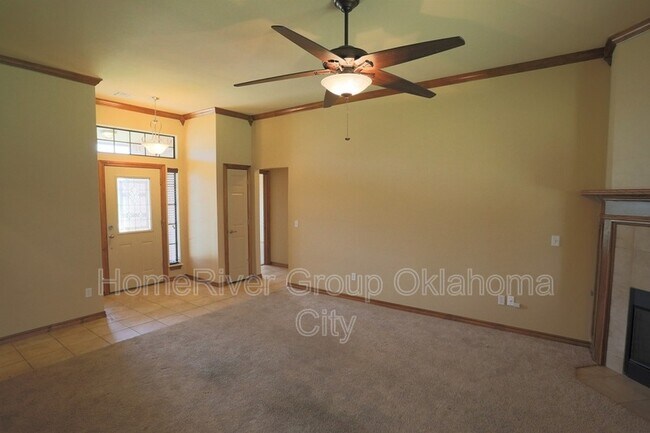 Building Photo - 1421 Camber St