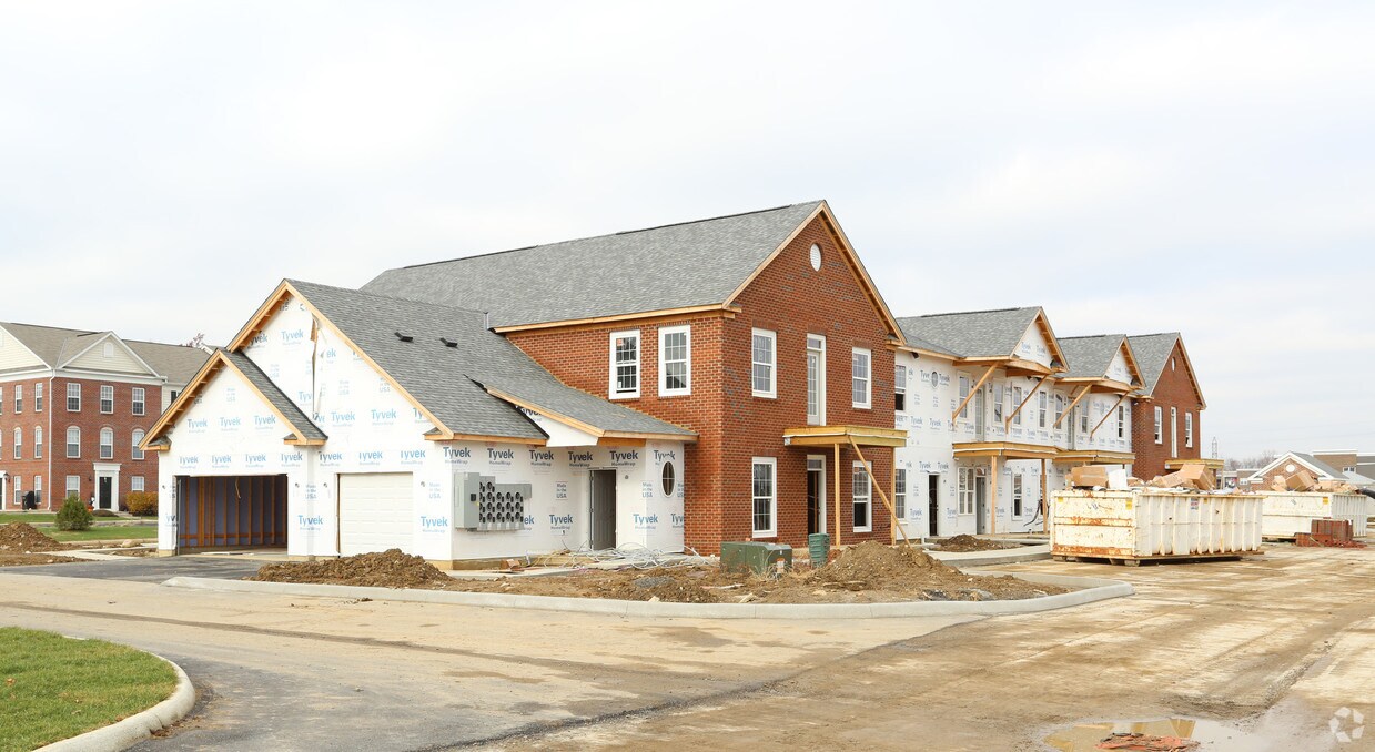 Albany Glen Apartments in Columbus, OH