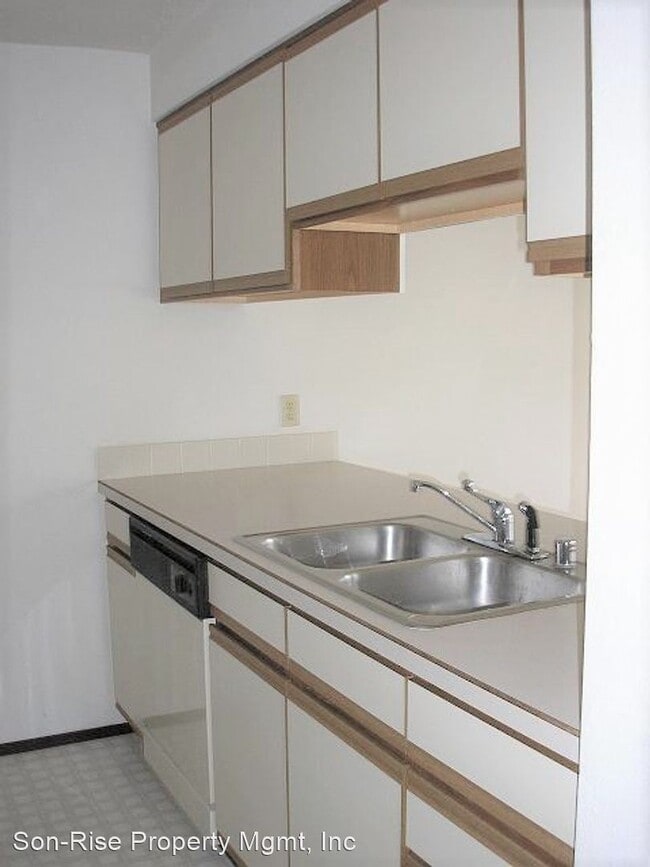 Building Photo - 1252 Nevada St