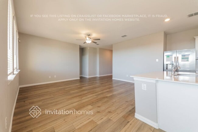 Building Photo - 1237 Sequoia Ln