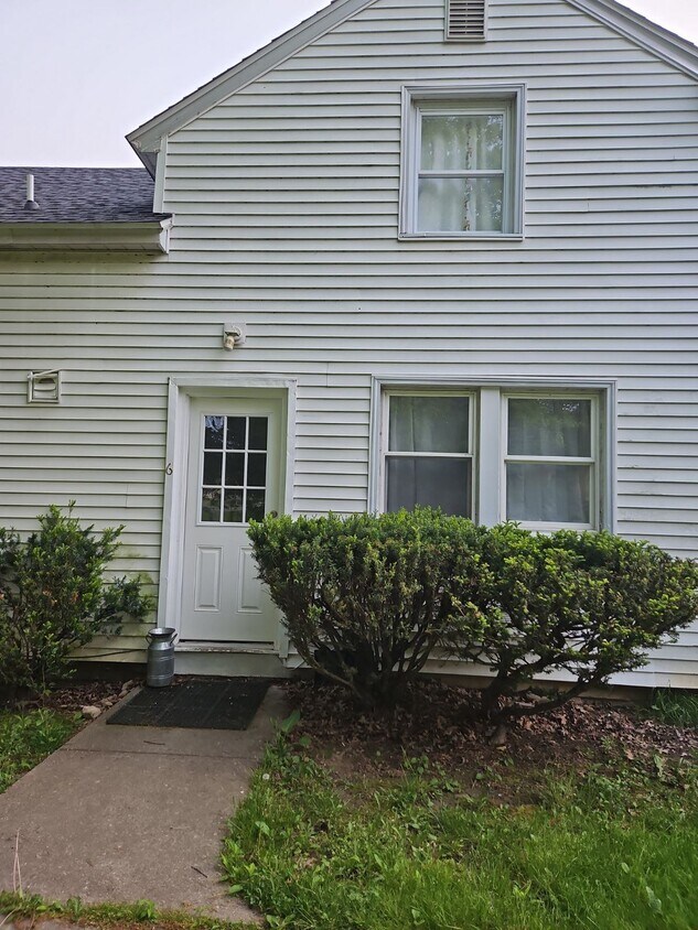 379 W Main St Unit 6, Fredonia, NY 14063 Apartments in Fredonia, NY