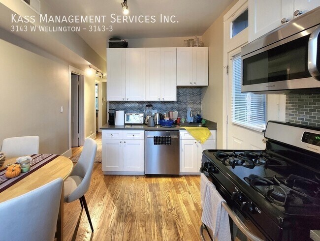 Foto del edificio - 3143 W Wellington-3143-3