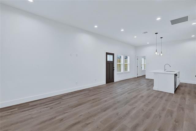 Foto del edificio - 2842 S Marsalis Ave