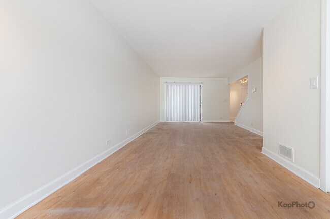 Foto del edificio - 102 N Waterford Dr