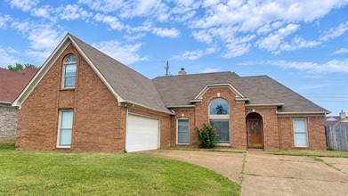 Building Photo - 8594 Sun Vista Dr N