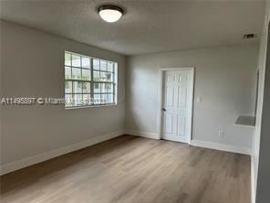 Building Photo - 3 br, 2 bath House - 8730 Taft St