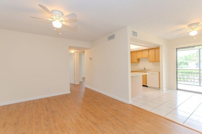 Foto del edificio - 4464 Oak Terrace Dr