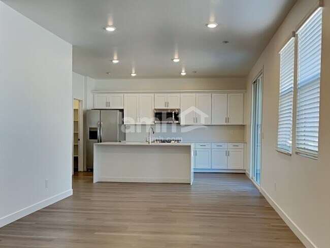 Foto del edificio - 20177 W Thomas Rd