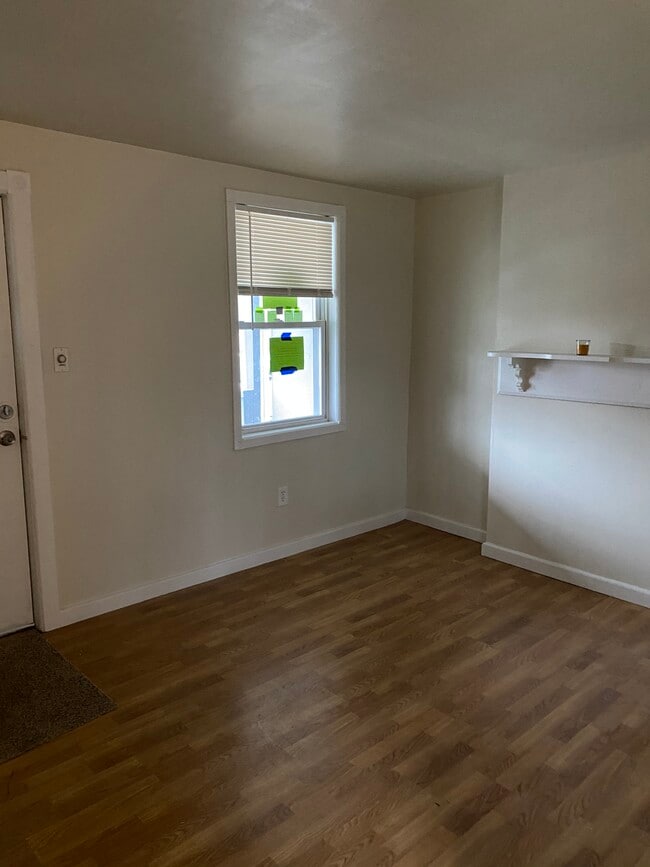 Main Living Space - 708 Spruce St