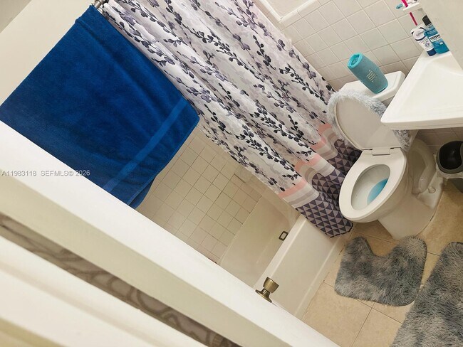 Foto del edificio - 836 NW 98th St