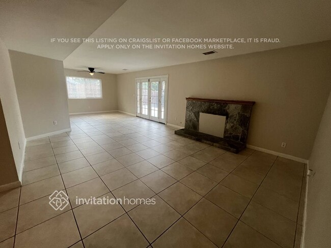 Building Photo - 1305 Morrison Dr