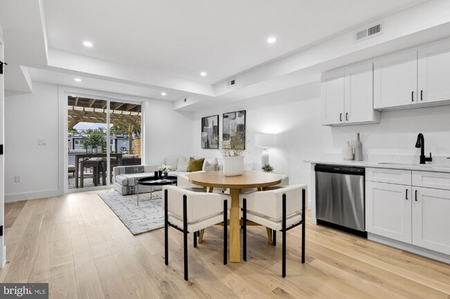 Foto del edificio - 625 Gallatin St NW