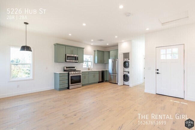 Foto del edificio - 5226 Hub St