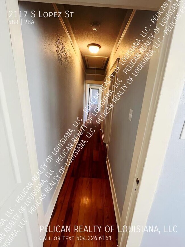 Foto del edificio - 2117 S Lopez St