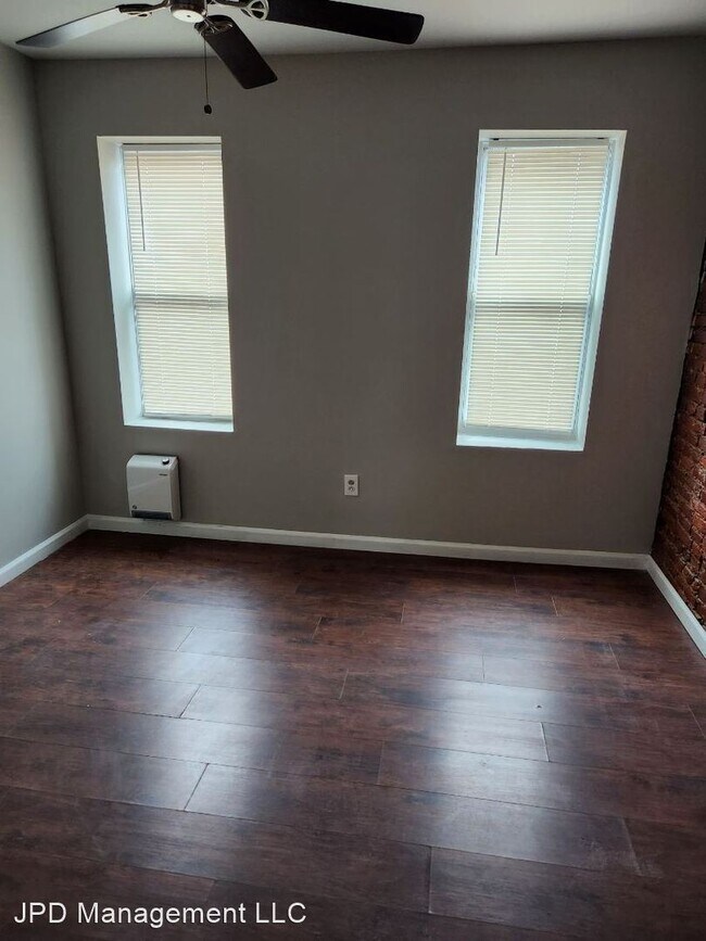 Foto del edificio - 3 br, 1 bath House - 2067 E Pacific Street