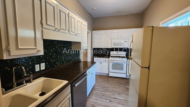 Photo - 129 Mcdonough Boulevard Southeast House