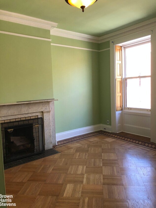 Primary Photo - 2 Bedrooms with Wood Burning Fireplace
