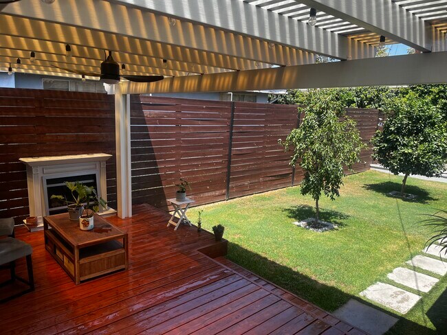 Foto del edificio - 11817 Goldendale Dr