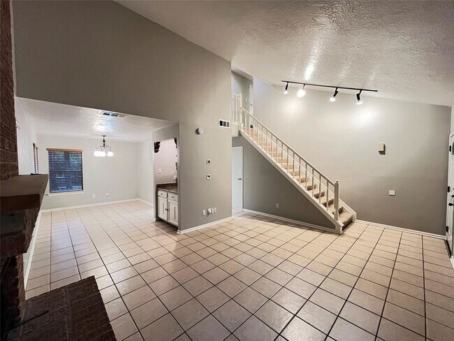 Building Photo - 17 Briervine Ct