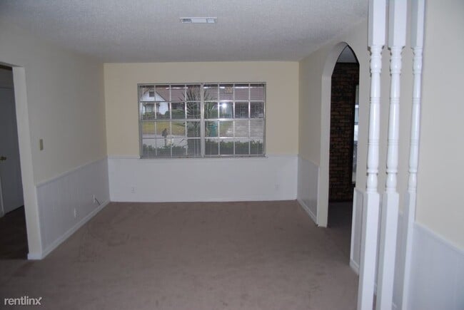Building Photo - 3 br, 2 bath House - 12115 Edington Pl