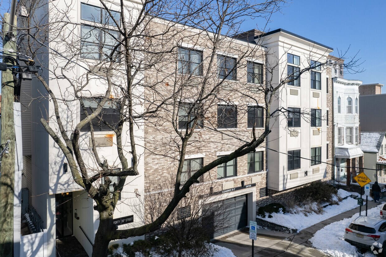 Foto del edificio - 140 36th St