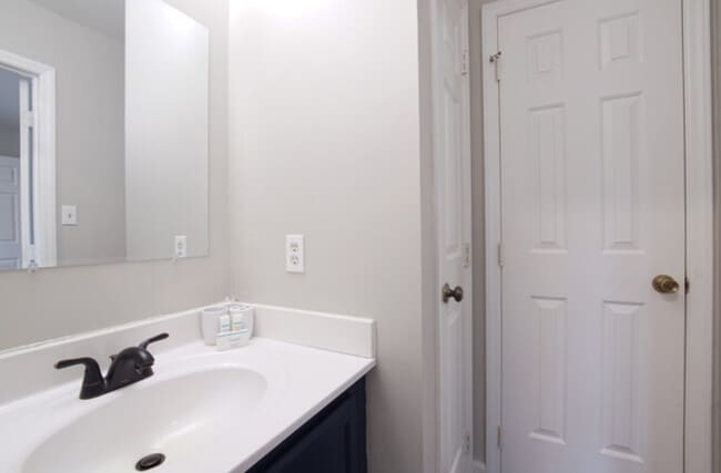 Building Photo - 4715 Mallory Ct