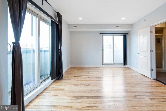 Foto del edificio - 900 N 16th St
