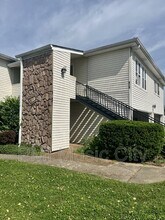 Building Photo - 810 Bellevue Rd