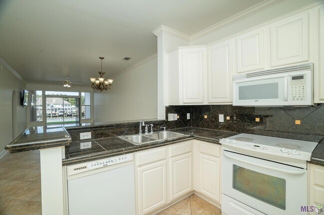 Foto del edificio - 12386 River Highlands Dr