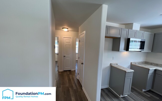 Foto del edificio - 3004 Meadowfair Rd