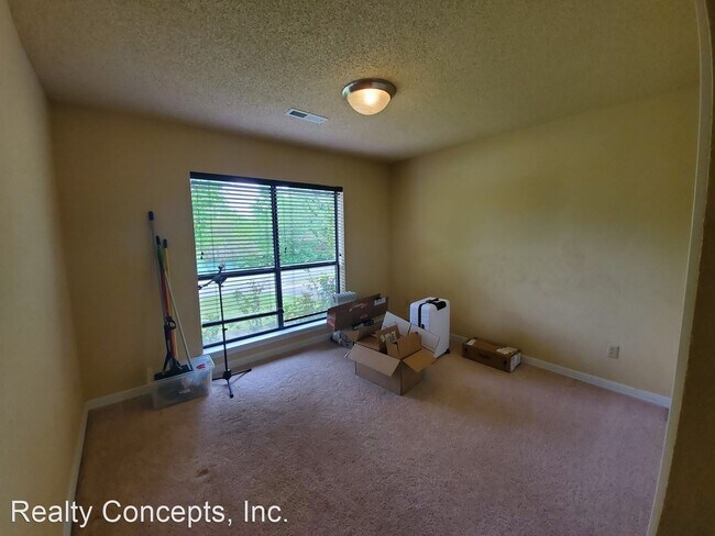 Foto del edificio - 3 br, 2 bath House - 2123 Loren Circle