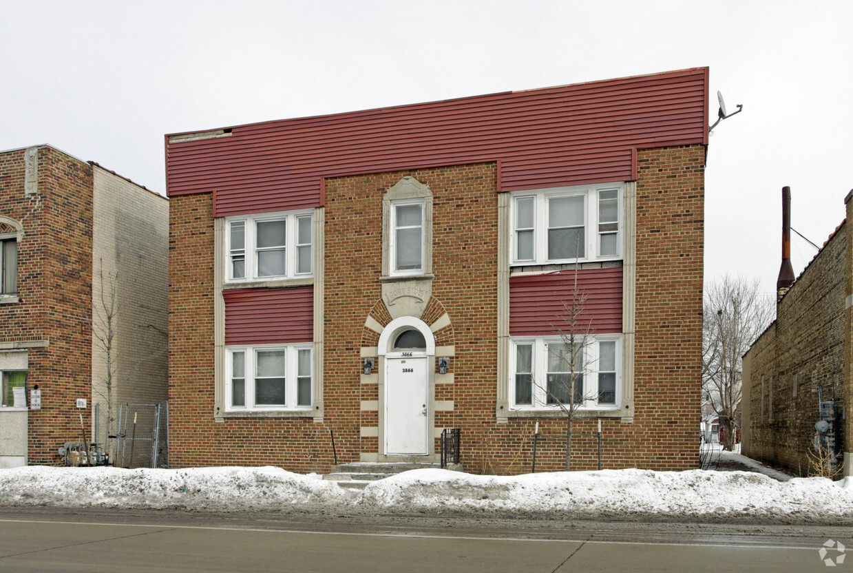Primary Photo - 3866 N Port Washington Ave
