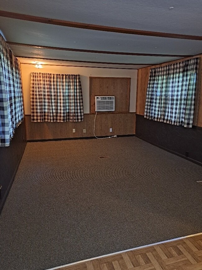 Building Photo - 226 MO-13